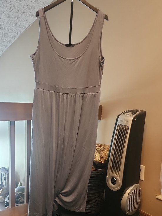 Black Tape_ Dresses & Skirts - Black Tape_ Sleeveless Scoop-Neck Maxi Dress in Blue